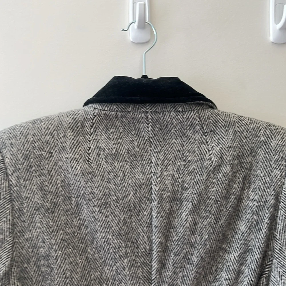 Vintage Herringbone Coat - Picture 5 of 6